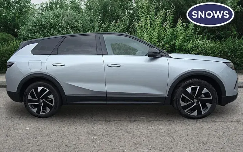 Used Vauxhall Grandland X Ultimate 136 HP (100 kW) 2025 Grey SUV