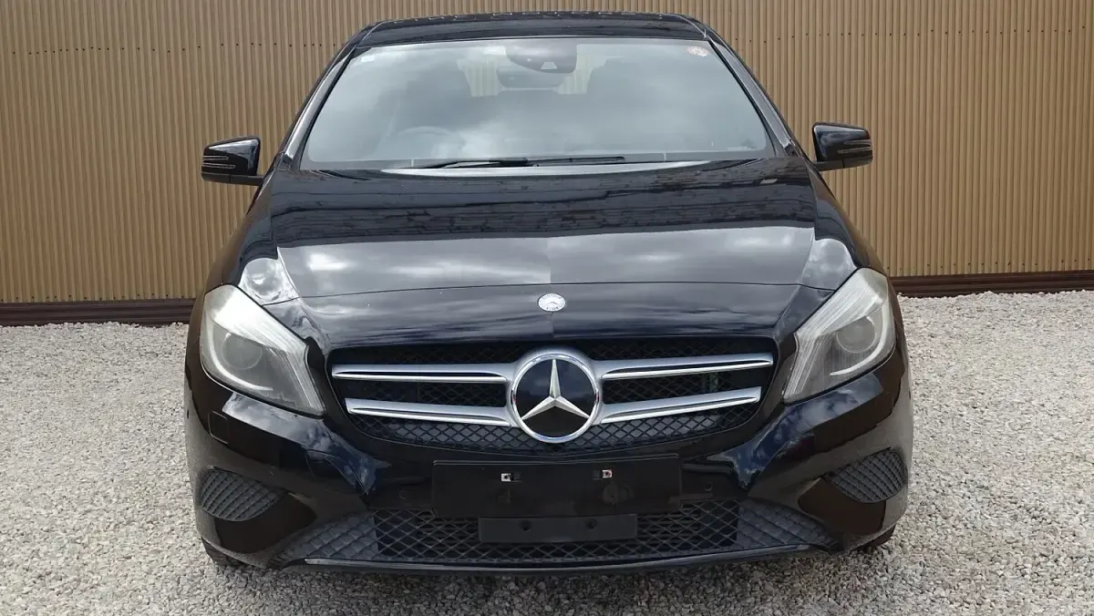 Used Mercedes A180 Sport Edition 122 HP (89 kW) 2013 Black Hatchback
