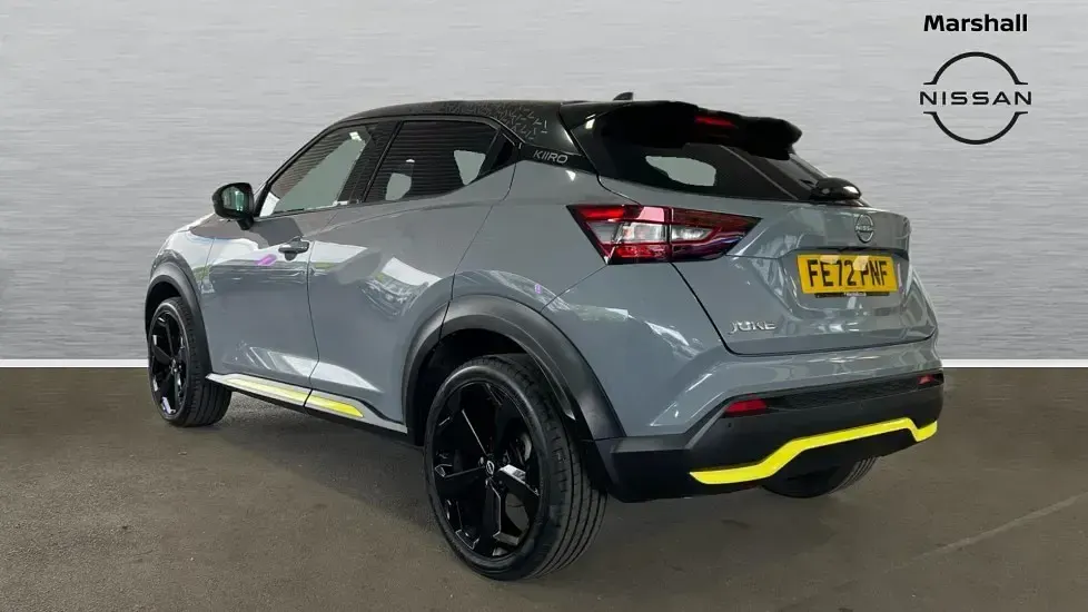 Used Nissan Kiiro 114 HP (83 kW) 2022 Two tone pearl  ceramic grey with pearl black roo
