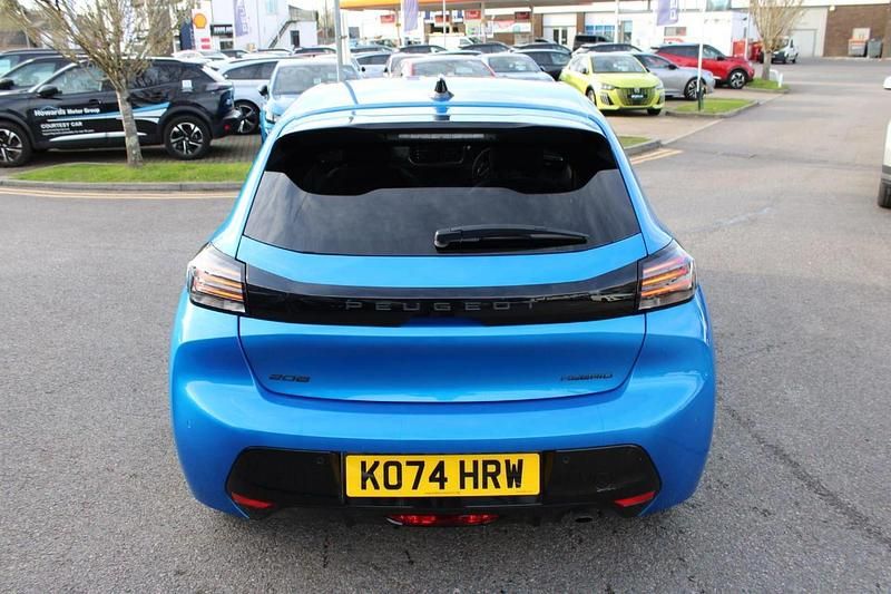 Used Peugeot 208 Allure 99 HP (72 kW) 2025 Blue Hatchback