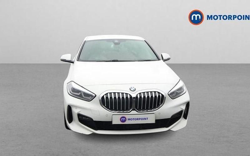 Used BMW 118 M Sport 150 HP (110 kW) 2020 White Hatchback