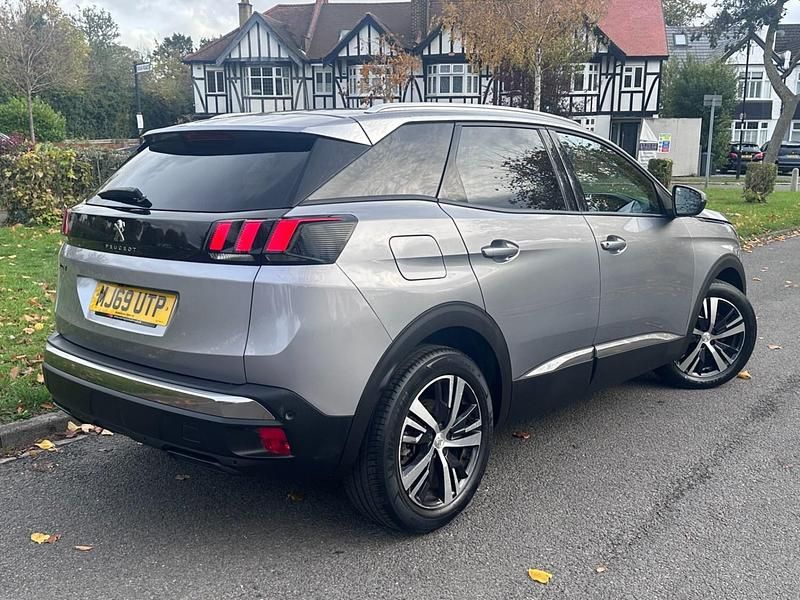 Used Peugeot 3008 Allure 130 HP (95 kW) 2019 Grey Hatchback