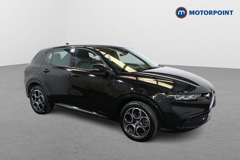 Black Used 2024 Alfa Romeo Tonale Sprint SUV | £24,999 (Good price) - Image 1/4