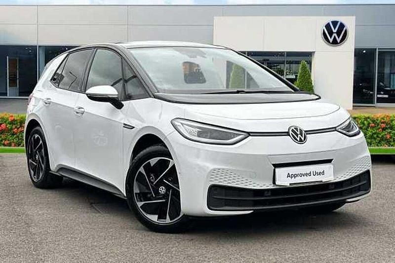 Used VW ID.3 Pro 106 kW (145 HP) 2022 White Hatchback