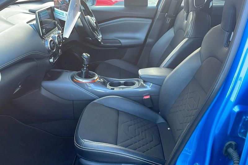 Used Nissan Juke Tekna 114 HP (83 kW) 2020 Blue SUV