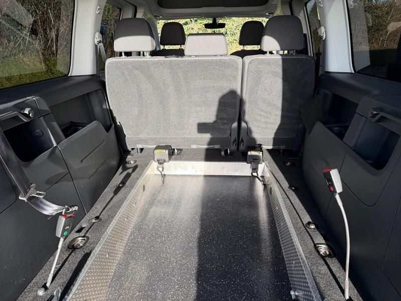 Used VW Caddy Maxi Life Life 102 HP (75 kW) 2020 Grey MPV