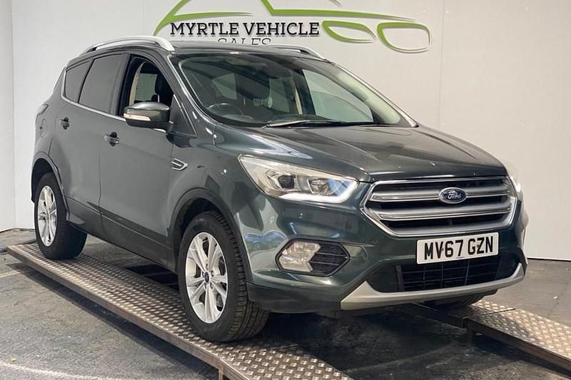 Used Ford Kuga Titanium 150 HP (110 kW) 2017 Green SUV
