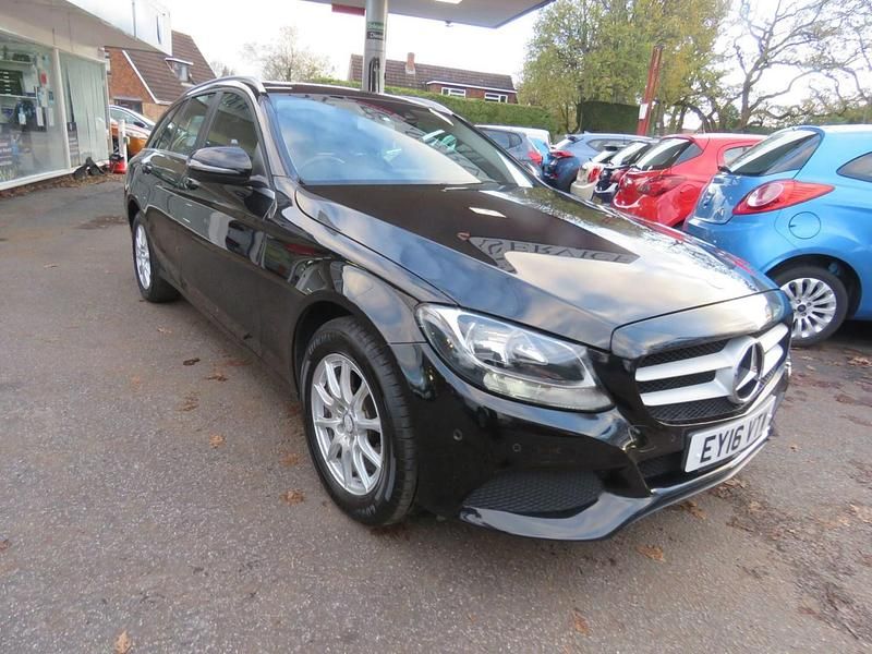 Used Mercedes C220 Executive 2016 Black Estate
