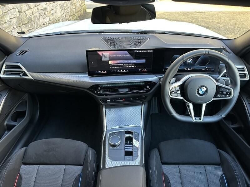 Begagnad BMW 320 M Sport 184 HK (135 kW) 2025 Vit Sedan