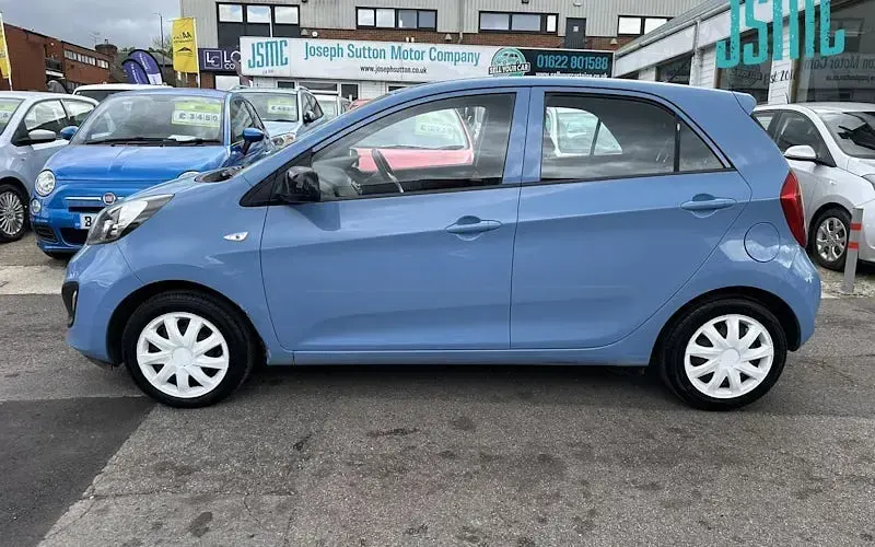 Used Kia Picanto 69 HP (50 kW) 2011 Blue Hatchback