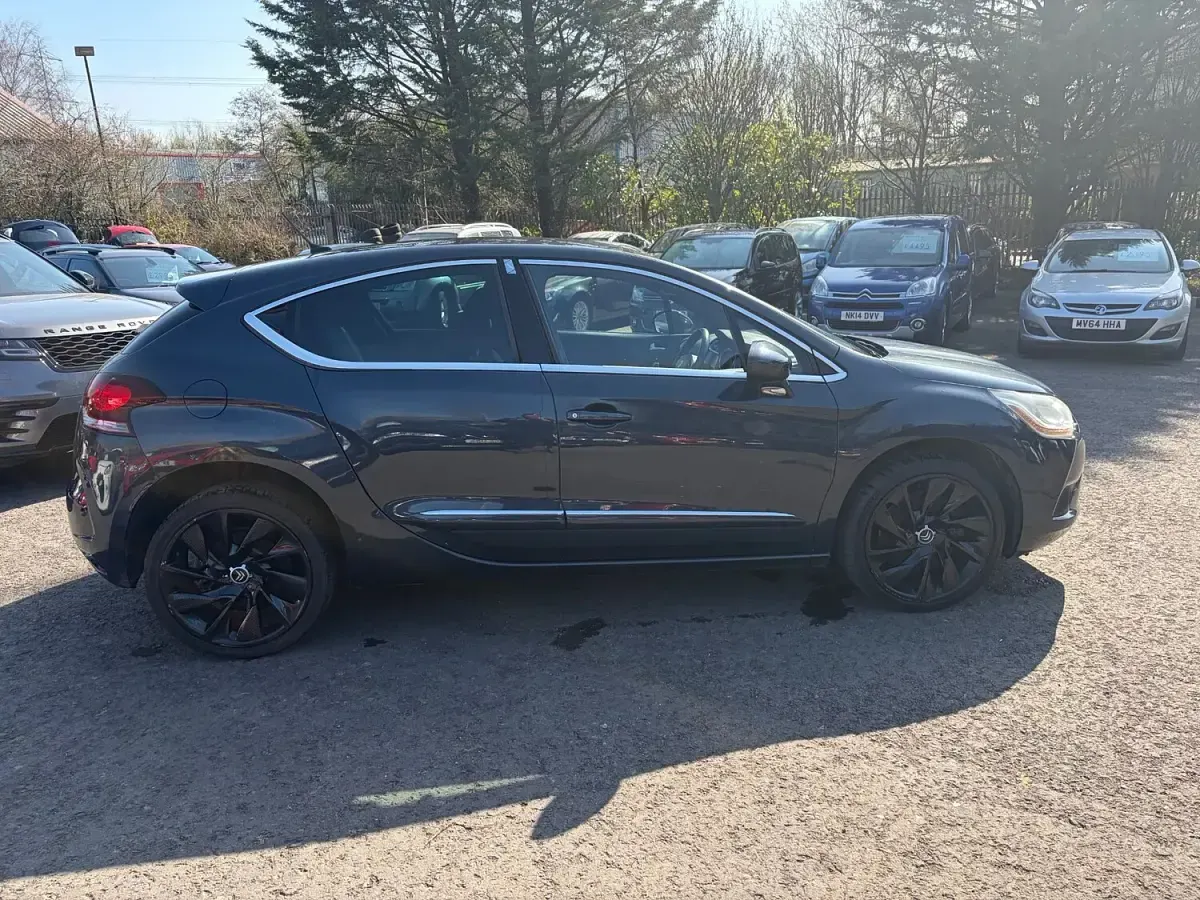 Used Citroën DS4 200 HP (147 kW) 2011 Blue Hatchback