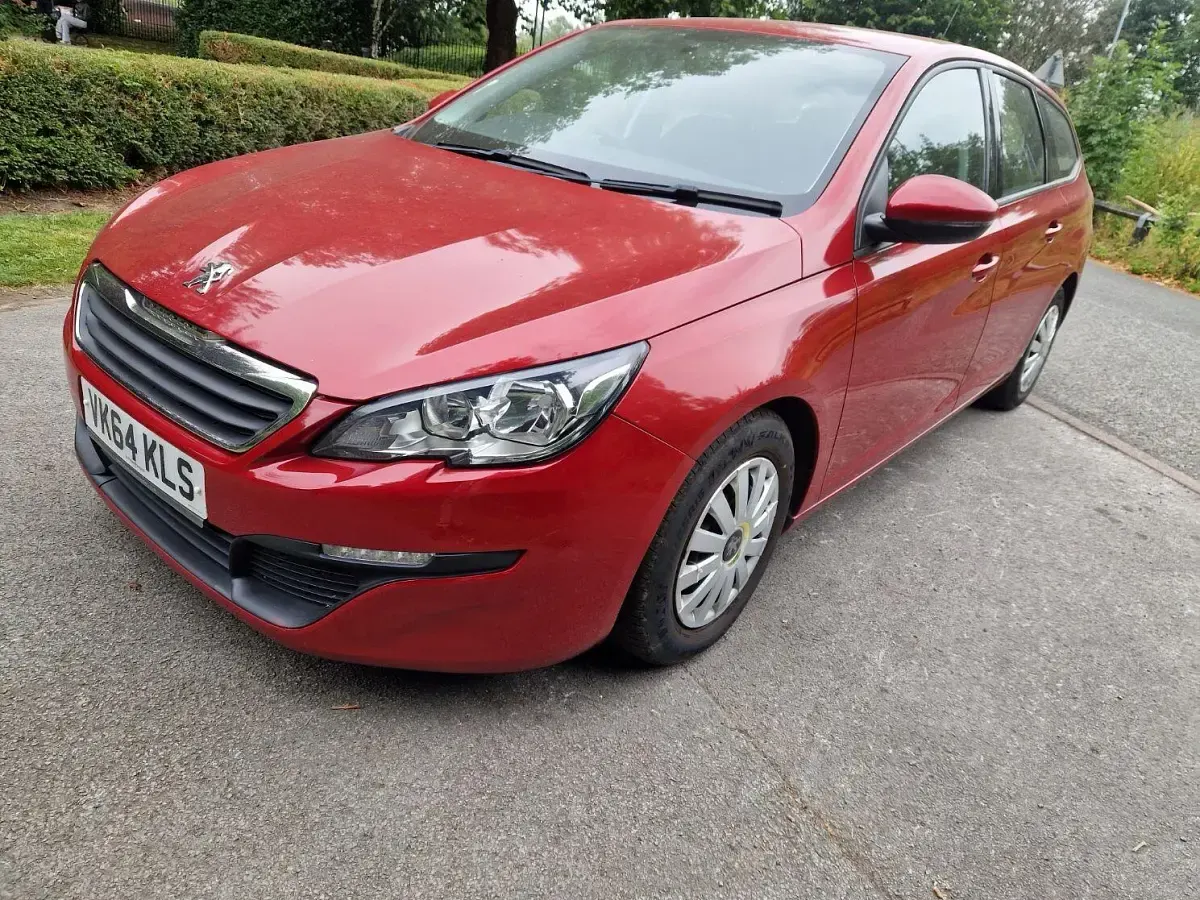 Used Peugeot 308 SW Access 2014 Red Estate