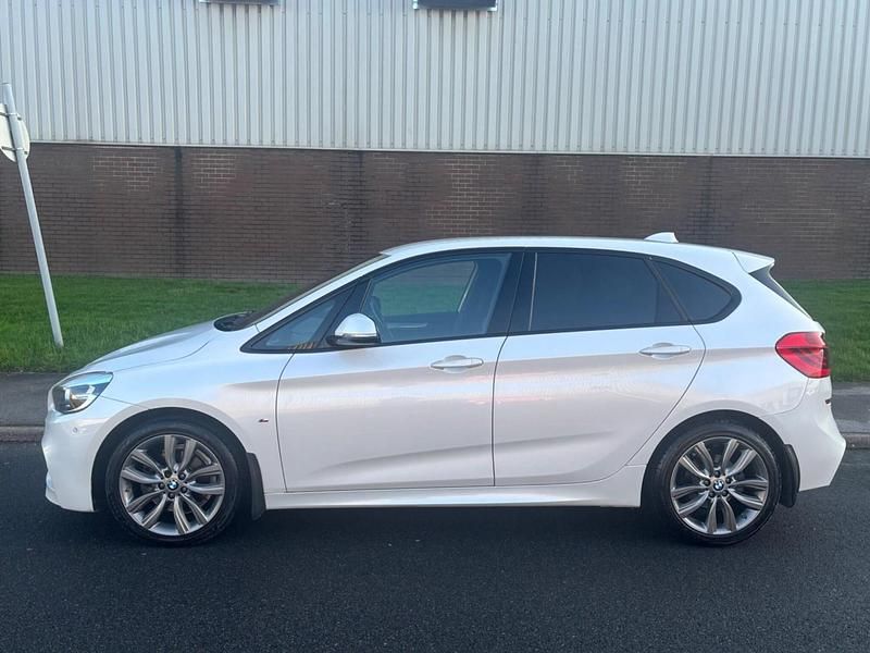 Used BMW 220 Comfort Edition 2018 White Hatchback