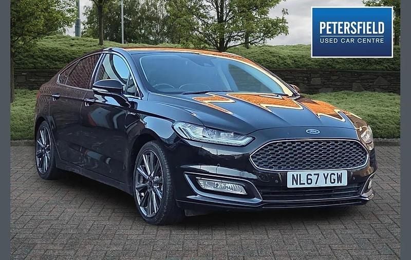 Black Used 2017 Ford Mondeo Vignale Hatchback | £8,390 (Fair price) - Image 1/4