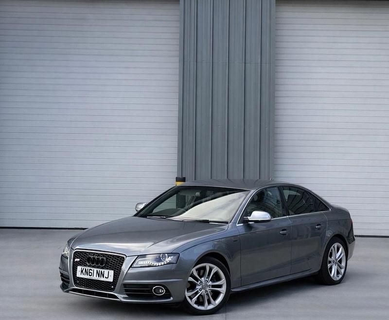 Used Audi A4 Sport 460 HP (338 kW) 2011 Grey Sedan