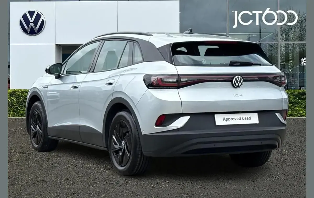 Used VW ID.4 Pure 108 kW (148 HP) 2023 Silver SUV