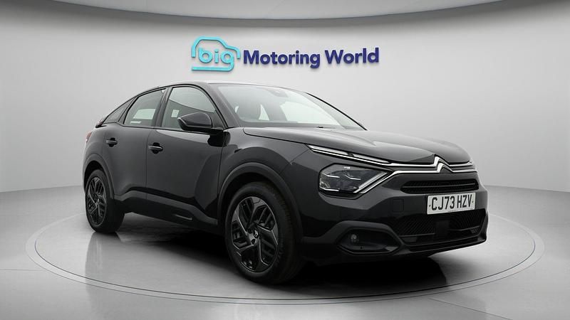 Used Citroën C4 PureTech 101 HP (74 kW) 2023 Black SUV