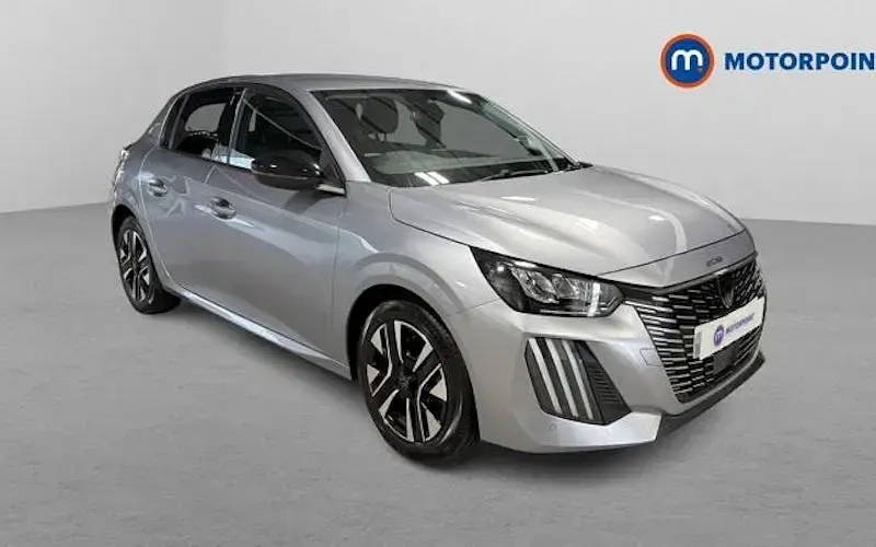 Second-hand Peugeot 208 Allure 101 CP (74 kW) 2025 Hatchback