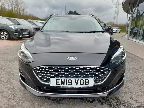 Used Ford Focus Vignale 182 HP (133 kW) 2019 Black Estate