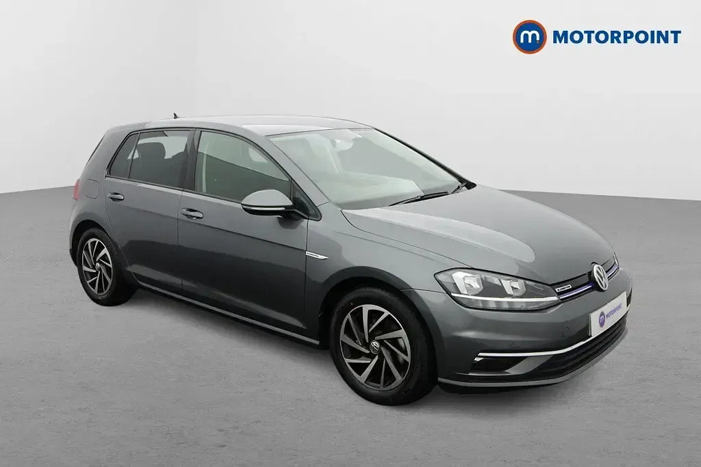Used VW Golf VII Match 131 HP (96 kW) 2019 Hatchback