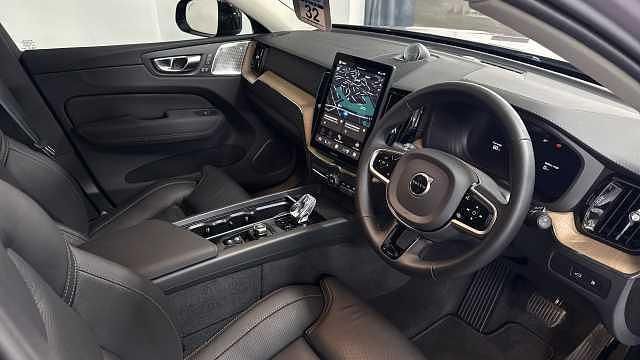 Used Volvo XC60 Ultra 449 HP (330 kW) 2026 SUV