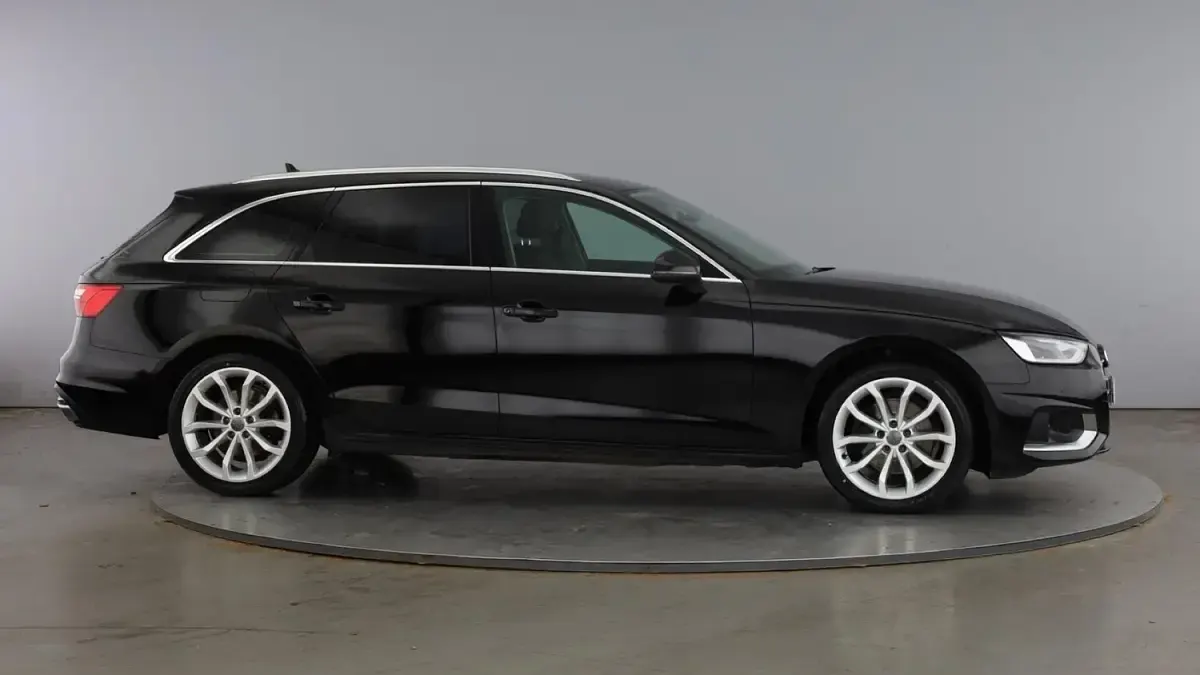 Used Audi A4 Sport 136 HP (100 kW) 2020 Black Estate
