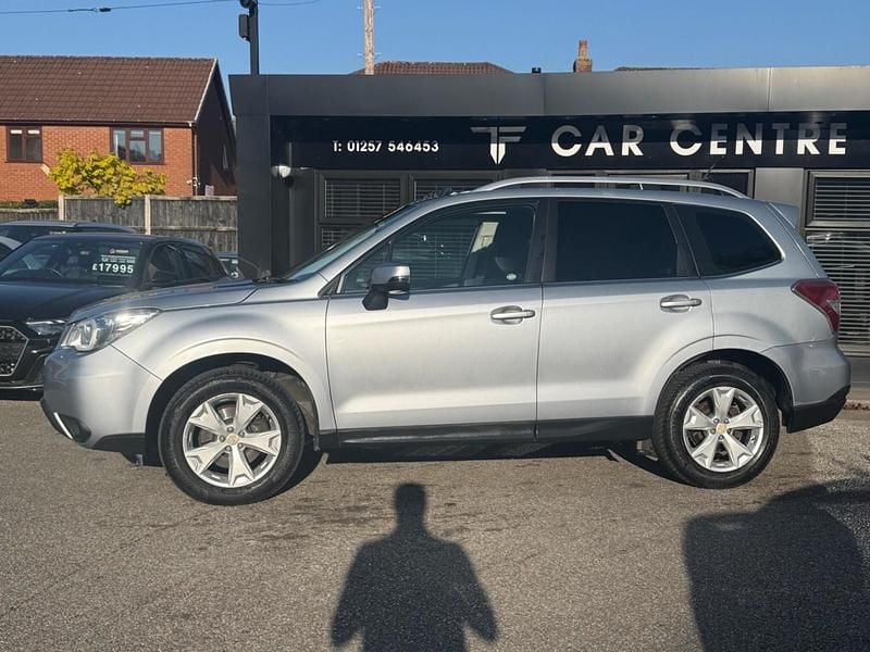 Used Subaru Forester Premium 147 HP (108 kW) 2016 Silver SUV