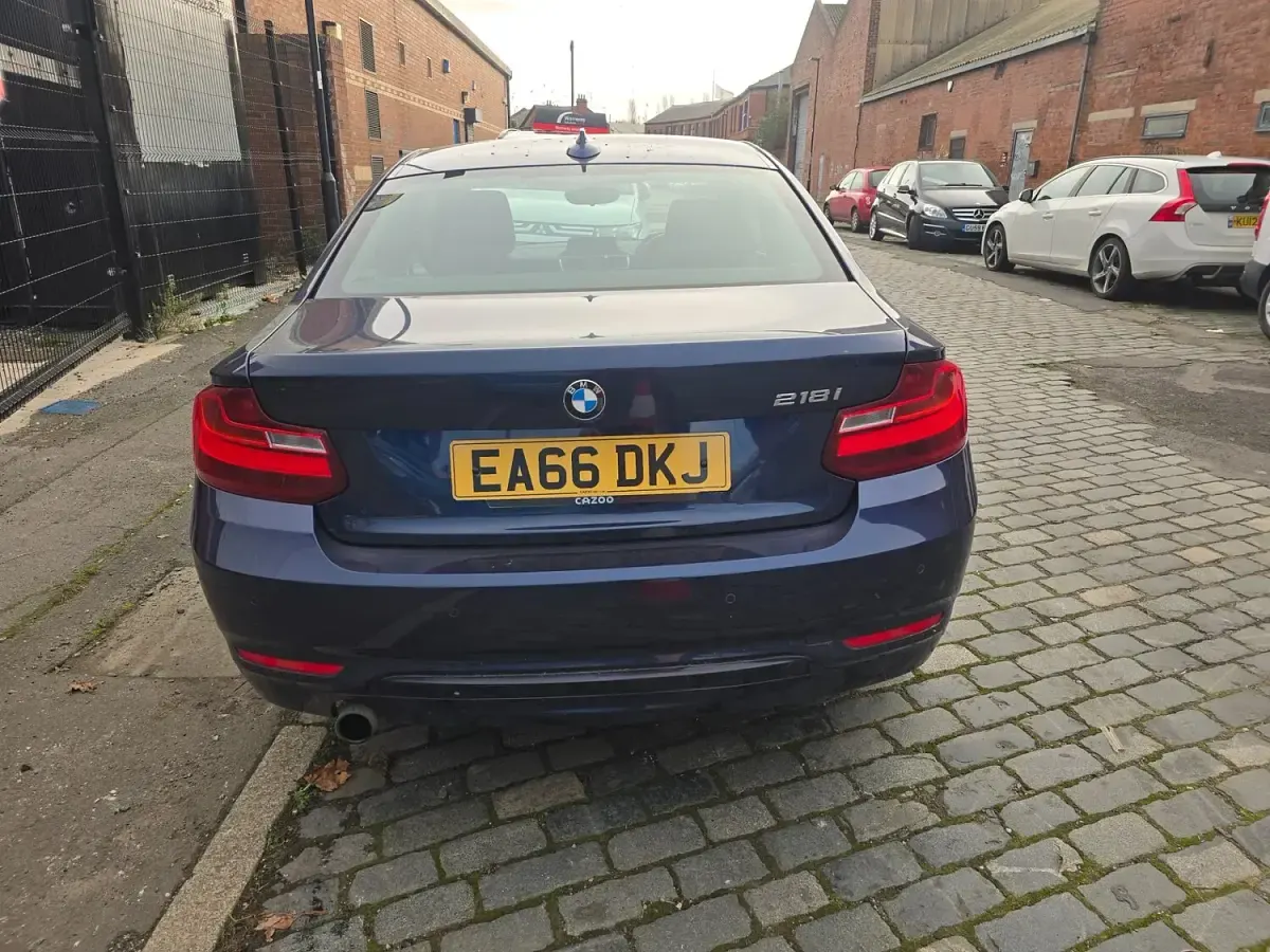 Used BMW 218 Sport Line 2016 Blue Coupe