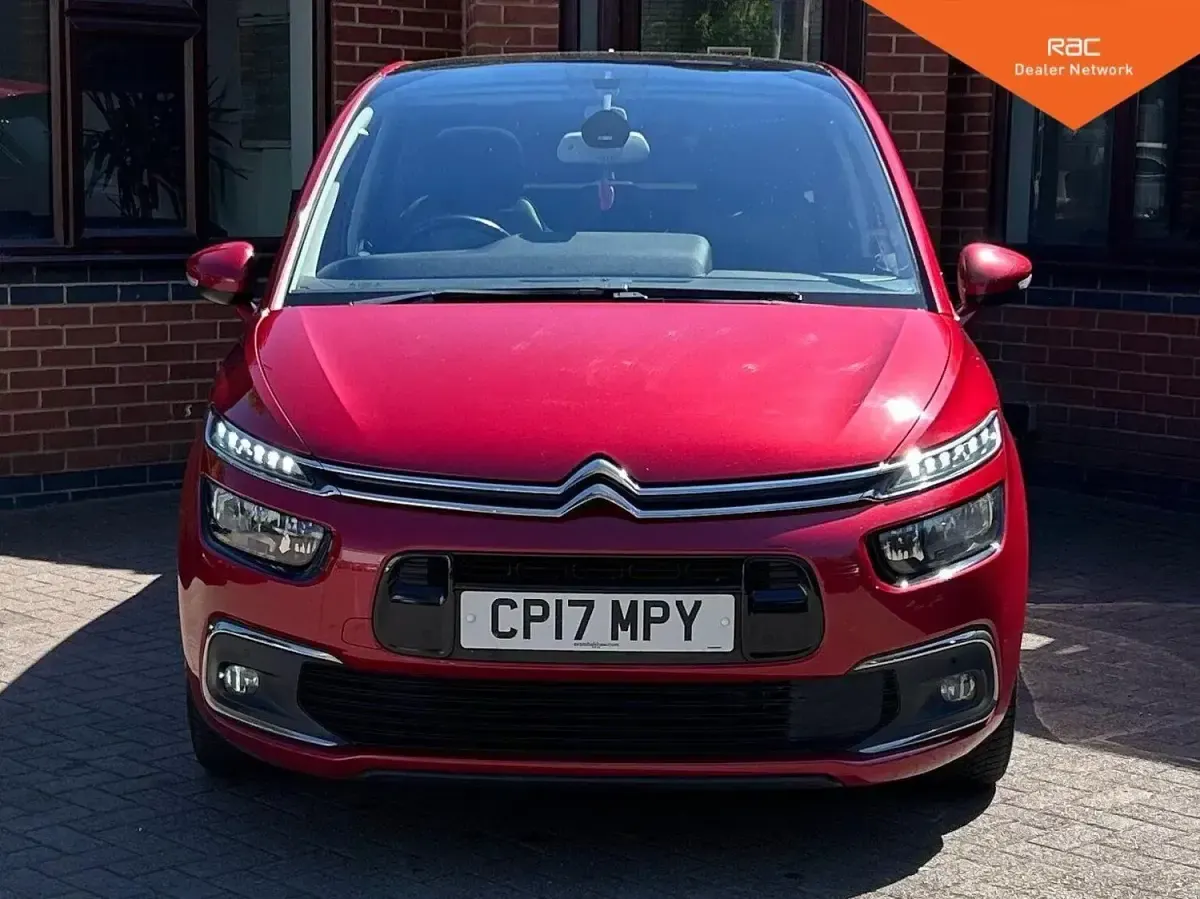 Used Citroën C4 Picasso Flair 2017 Red MPV