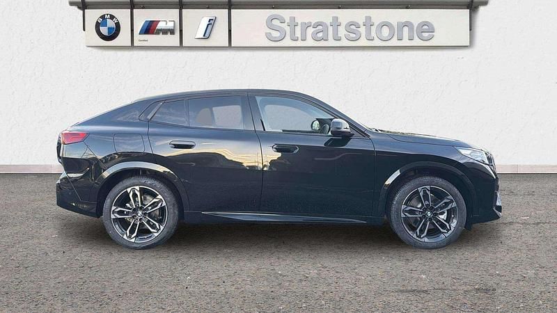 Used BMW iX2 M Sport 227 kW (309 HP) 2025 Black SUV