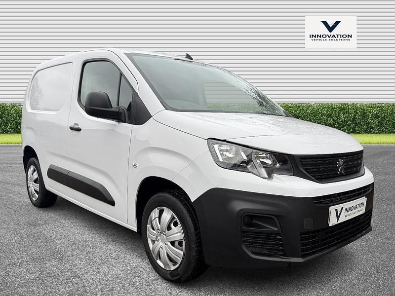 Used Peugeot Partner S 2020 White MPV