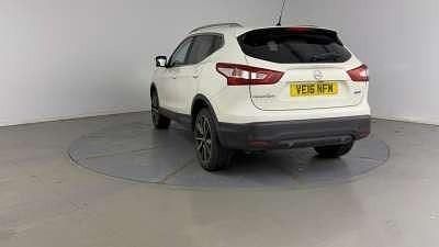 Used Nissan Qashqai Tekna 2016 Pure white SUV