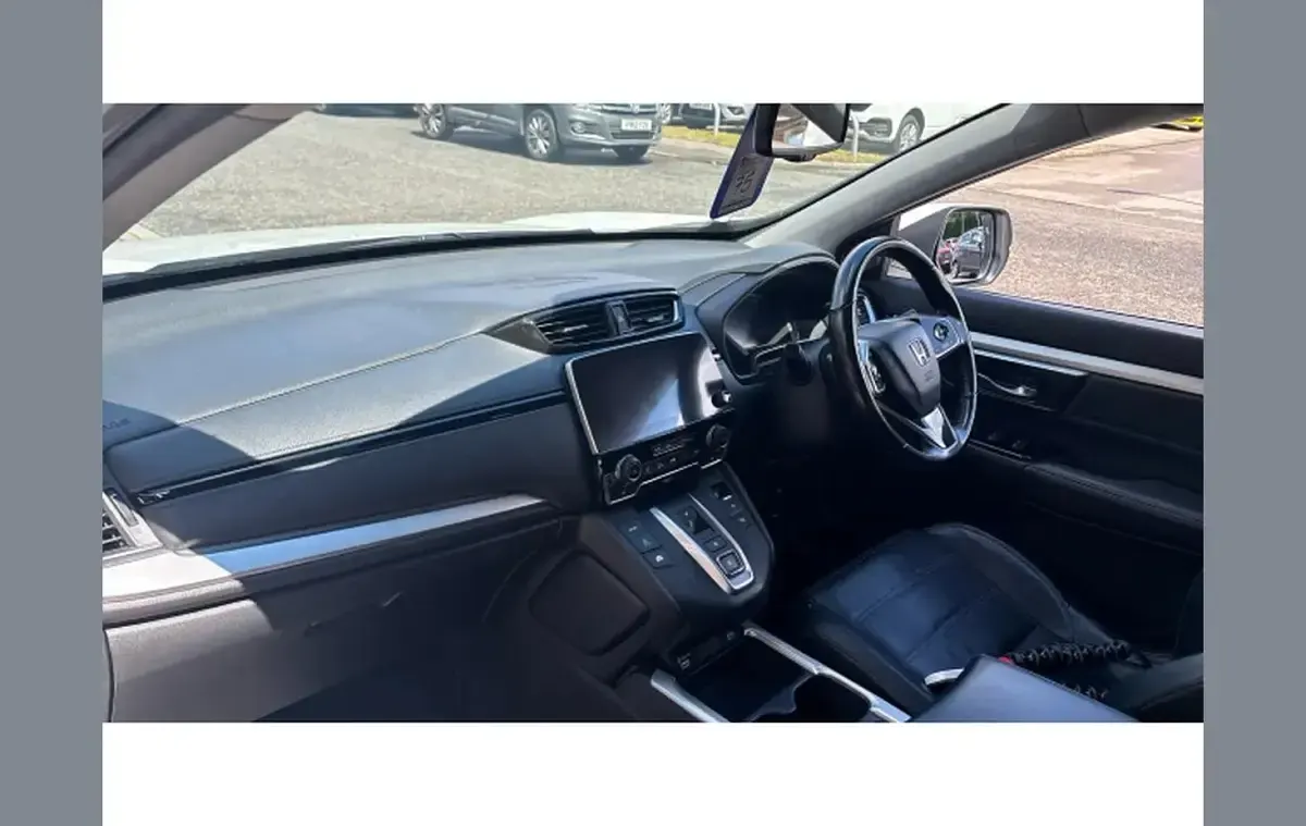 Used Honda CR-V Hybrid 184 HP (135 kW) 2021 White SUV