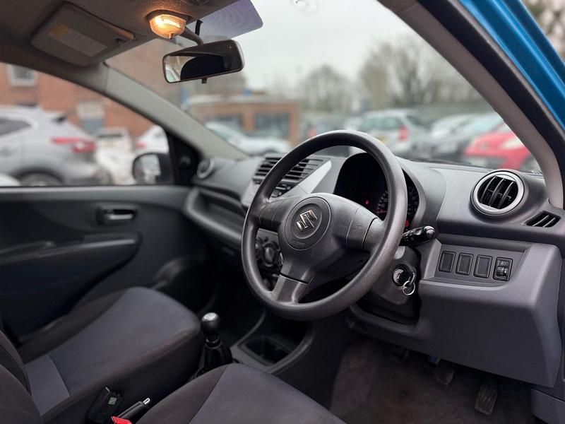 Used Suzuki Alto 68 HP (50 kW) 2013 Blue Hatchback