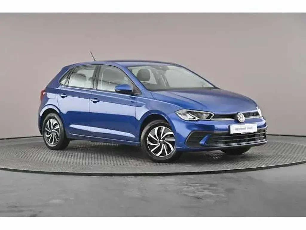 Begagnad VW Polo 95 HK (69 kW) 2023 Halvkombi