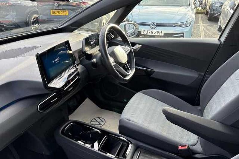 Used VW ID.3 Pro Performance 150 kW (204 HP) 2021 White Hatchback