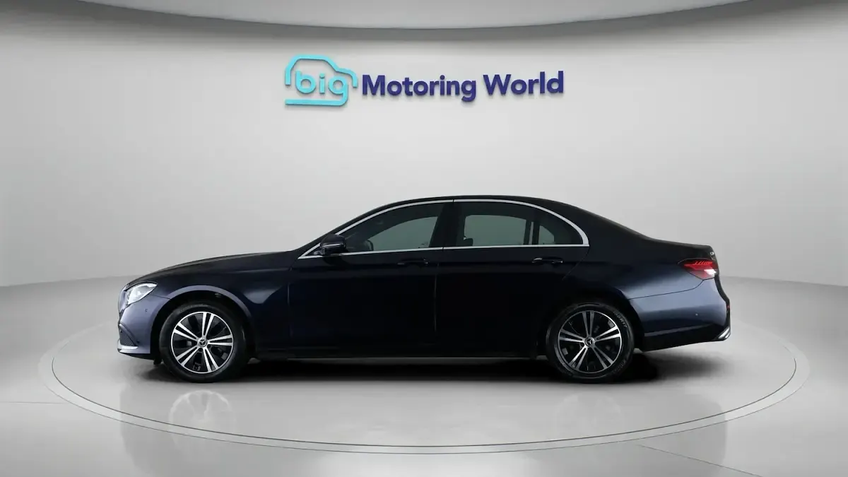 Used Mercedes E220 2022 Blue Sedan