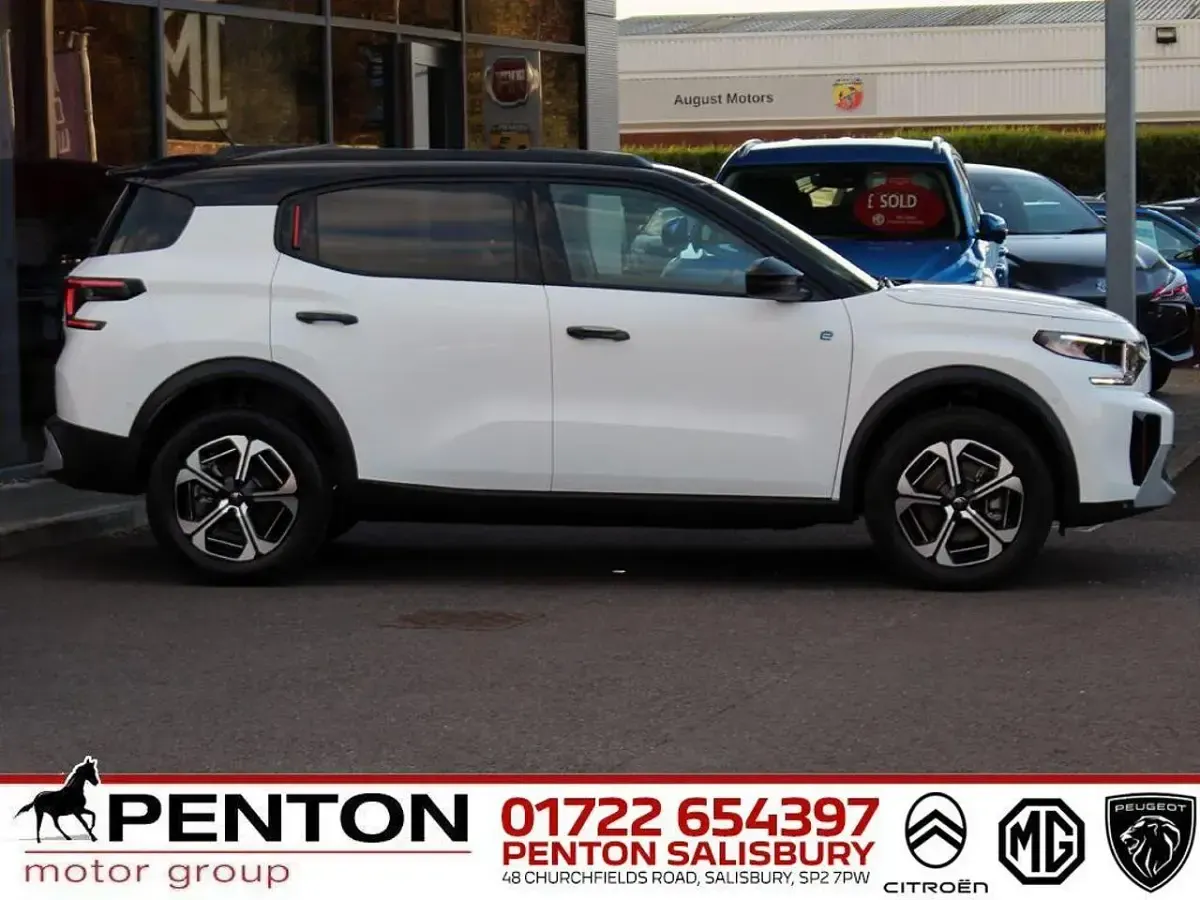 Used Citroën e-C3 83 kW (113 HP) 2025 White Hatchback