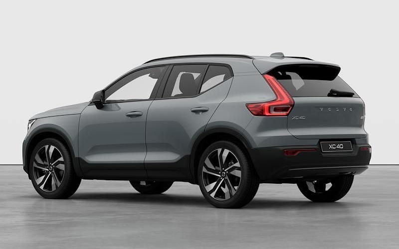 New Volvo XC40 Ultra 163 HP (119 kW) 2026 Vapour grey SUV