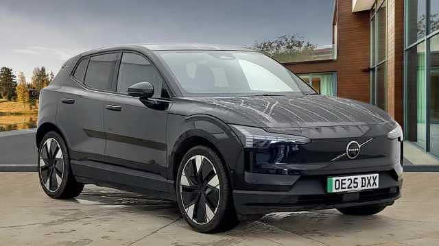 Used 2025 Volvo EX30 Performance SUV | £30,800 (Fair price) - Image 1/4