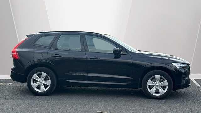 Used Volvo XC60 Momentum 247 HP (181 kW) 2022 SUV