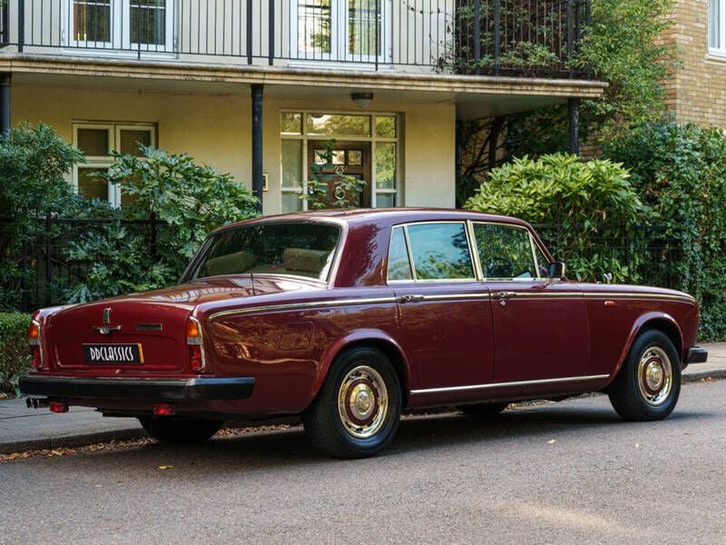 Used Rolls Royce Silver Shadow 200 HP (147 kW) 1978 Red Sedan