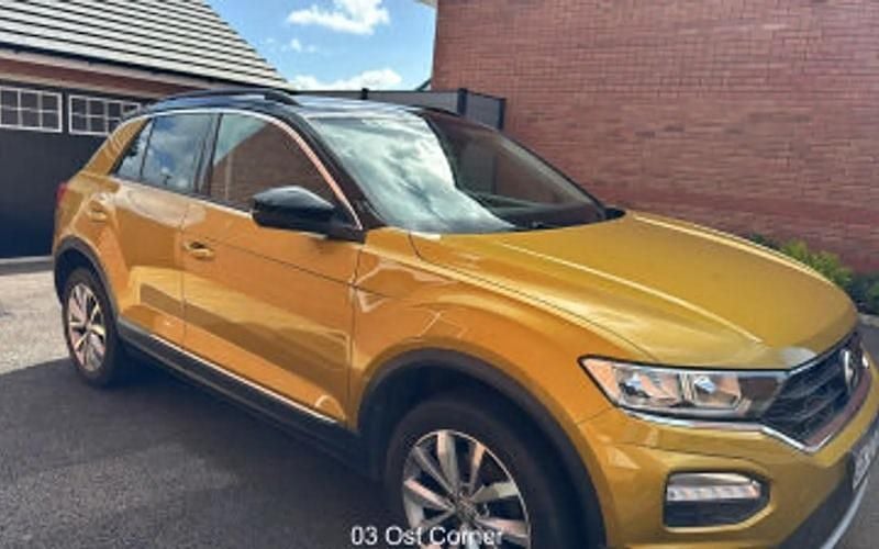 Used VW T-Roc Design 150 HP (110 kW) 2020 Yellow SUV