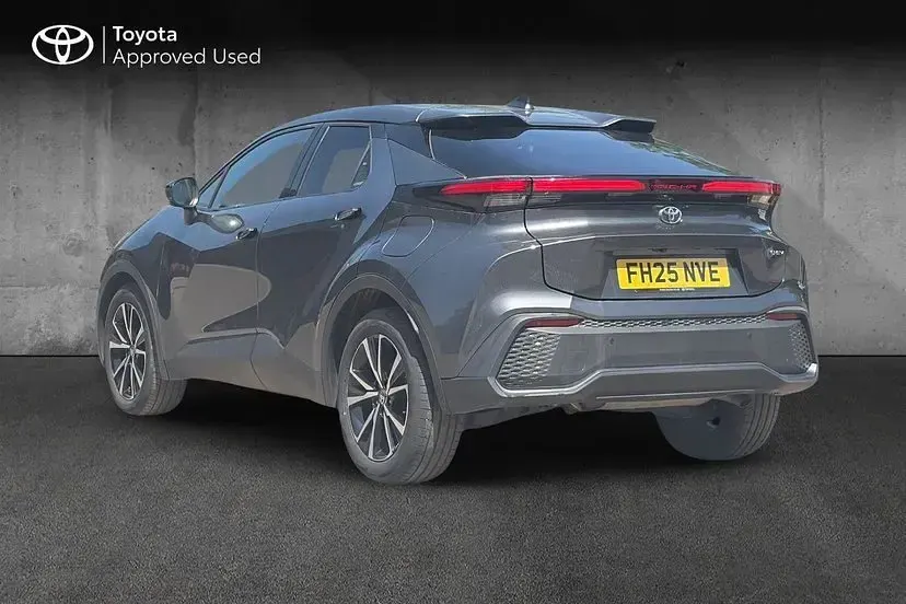 Used Toyota C-HR Design 140 HP (102 kW) 2025 Grey SUV
