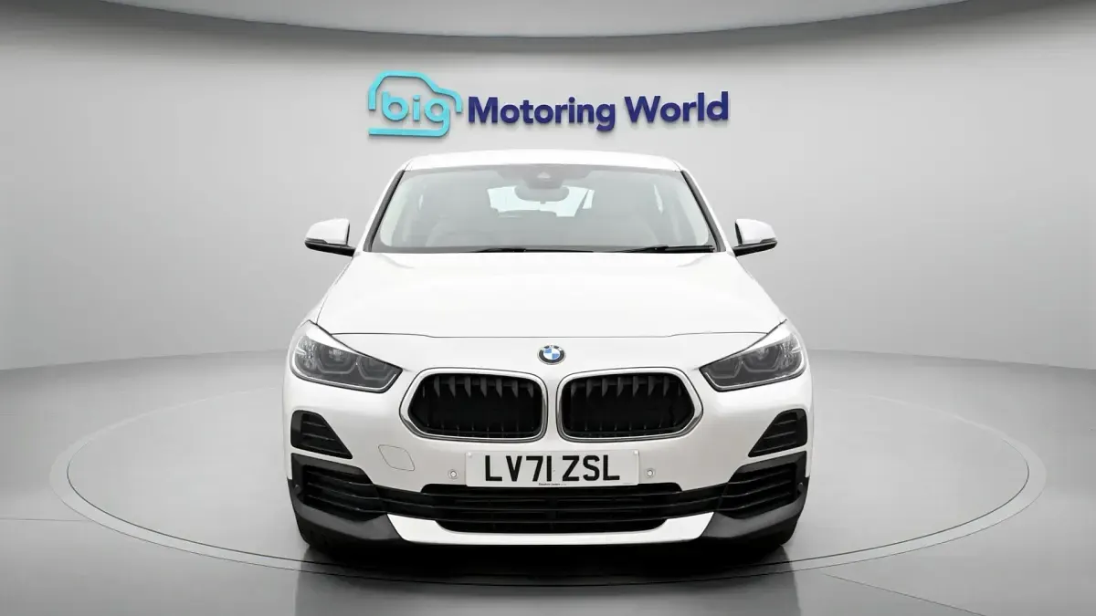 Usado BMW X2 Sport Line 176 CV (129 kW) 2021 Blanco SUV