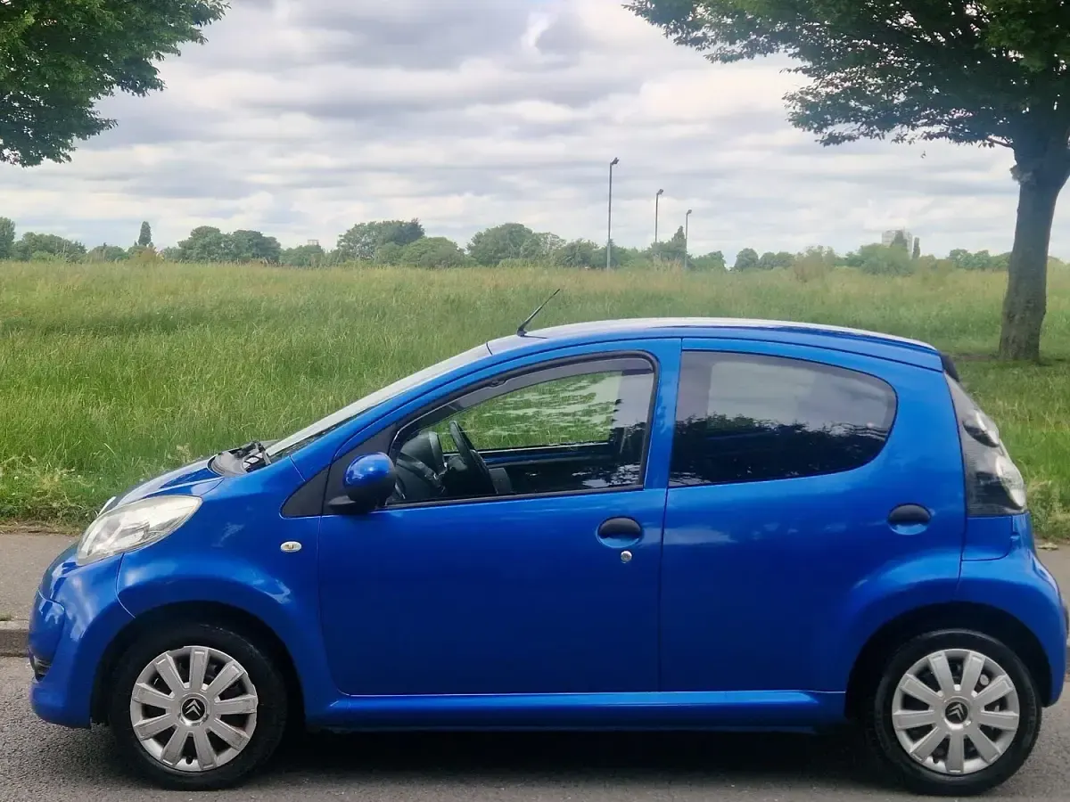 Used Citroën C1 2011 Blue Hatchback