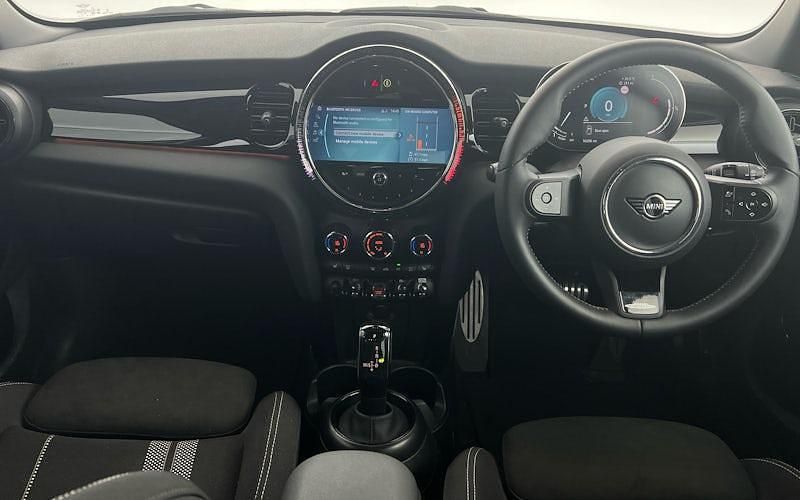 Used Mini Cooper Hatch 136 HP (100 kW) 2022 Silver Hatchback