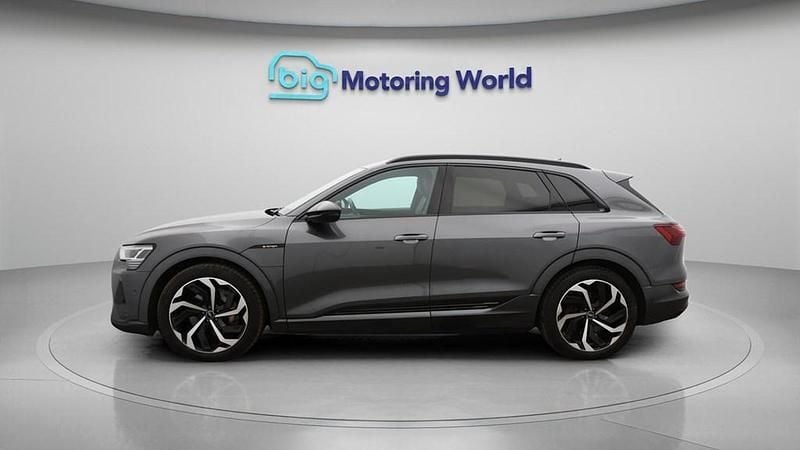 Used Audi e-tron Black Edition 11 kW (15 HP) 2022 SUV