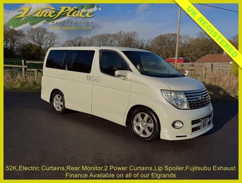 Used Nissan Elgrand 2007 White MPV