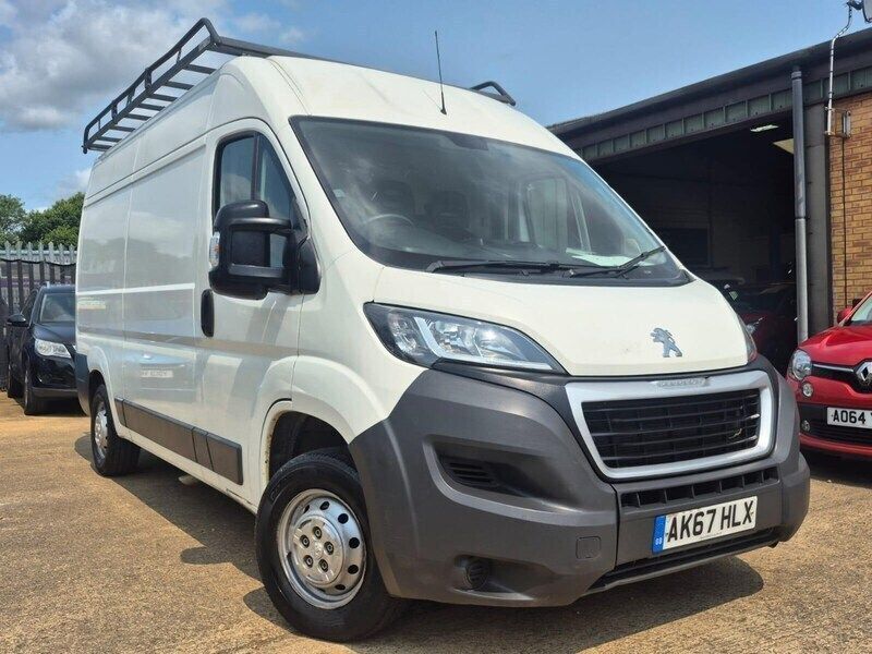 White Used 2017 Peugeot Boxer Van | £7,290 (Super price) - Image 1/4